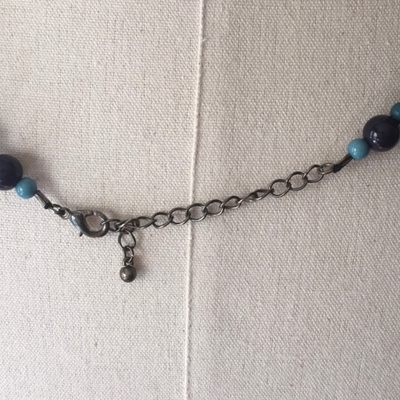 Oversized Blue, Green, and Turquoise Bead Statement Necklace (30.5in) - Picture 5 of 6